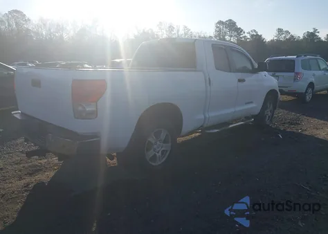 2008 Toyota Tundra Base V6 z USA, uszkodzony, nr VIN 5TFRU54168X008814